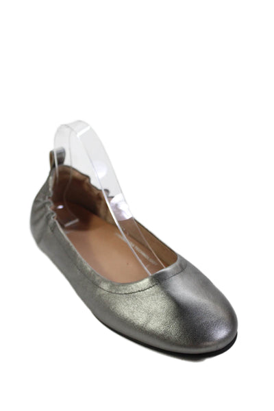 FitFlop Women's Round Toe Slip-On Ballet Flat Shoes Silver Size 9