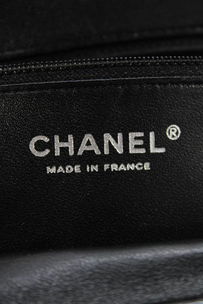 Chanel Womens Quilted Patent Leather CC Logo Clasp Timeless Clutch Handbag Black