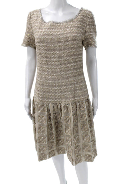 Oscar de la Renta Women Beige Shift Dress Scoop Neck Knee Length Size 10