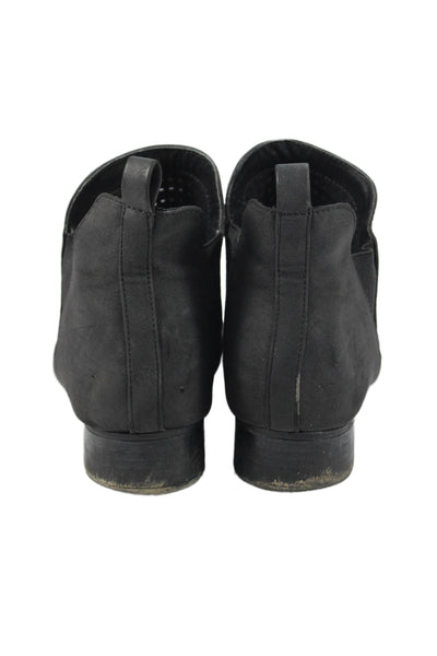 Restricted Womens Laser Cut Detail Ankle Boots Shoes Black Size 7.5