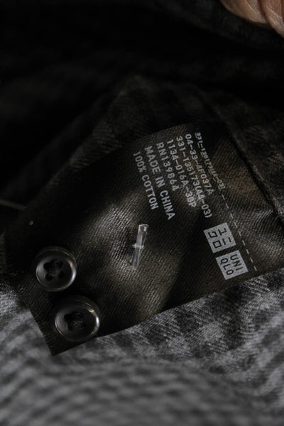 Uniqlo Mens Plaid Button Down Shirt Grey Cotton Size Medium