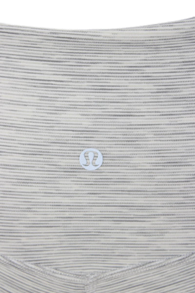 Lululemon Women Biker Shorts Gray Nylon Blend Striped Size 6