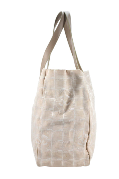 Chanel Womens Monochrome Monogram Print Handbag Light Pink