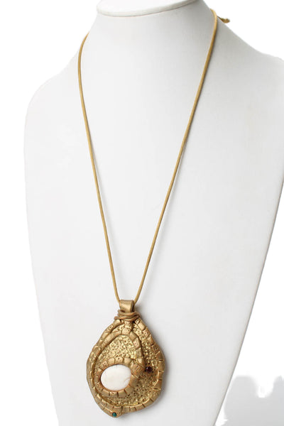 Cleo + Cat Womens Gold Tone Polymer Clay Howlite Organic Pendant Necklace 26"