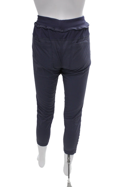 Lululemon Womens Blue Capri Pants Synthetic Blend Size 2