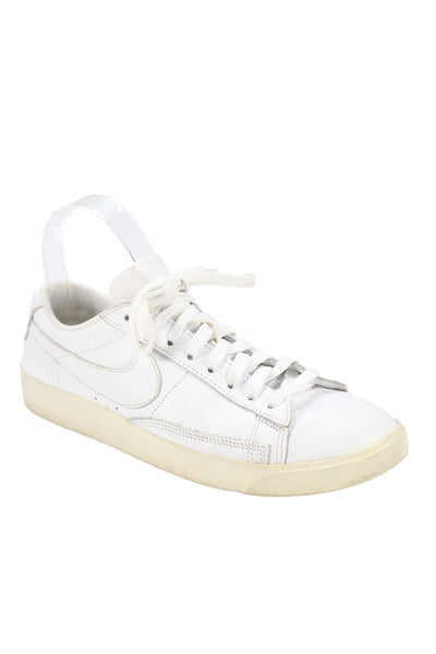 Nike Womens Lace Up Logo Blazer Low LE Sneakers White Leather Size 8