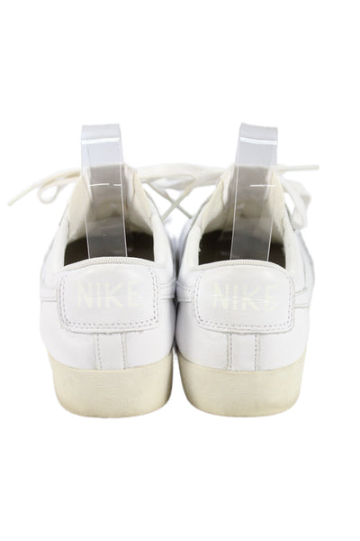 Nike Womens Lace Up Logo Blazer Low LE Sneakers White Leather Size 8