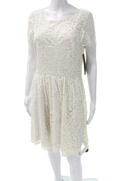 Nicole Miller Women Fit & Flare Silk White Short Sleeve Dress Paisley Size 6