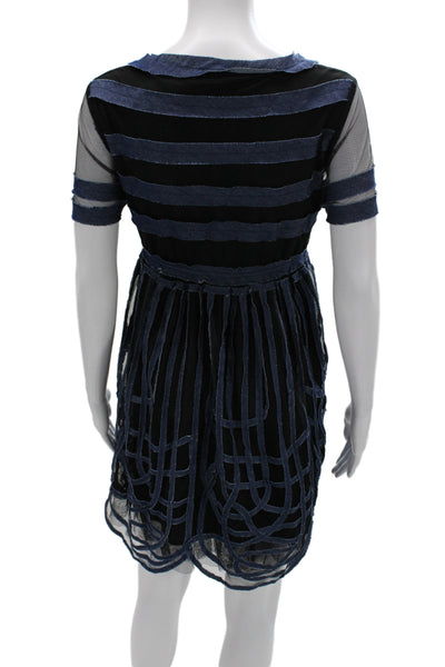 Gracia Women Fit & Flare Black Striped Scoop Neck Knee Length Dress Size M