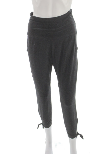 Beyond Yoga Womens Capri Leggings Gray Size XS