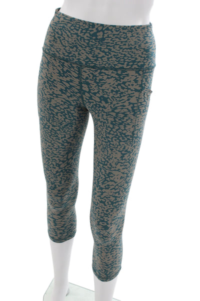 Athleta Women Green Spotted Nylon Capri Leggings Sports Spring Size S