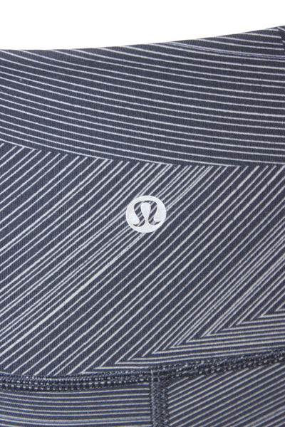 Lululemon Womens Blue Geometric Capri Leggings Size 4
