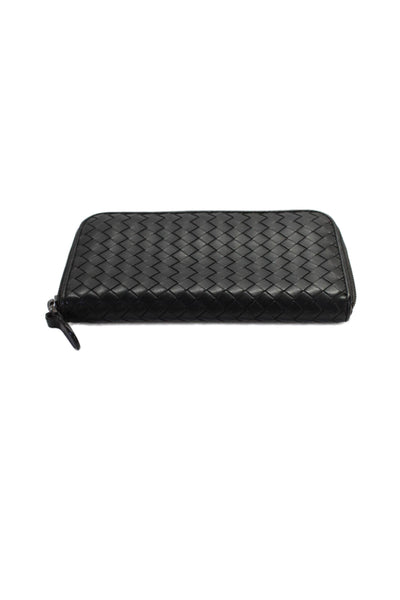 Bottega Veneta Womens Intrecciato Zip Around Closure Wallet Black