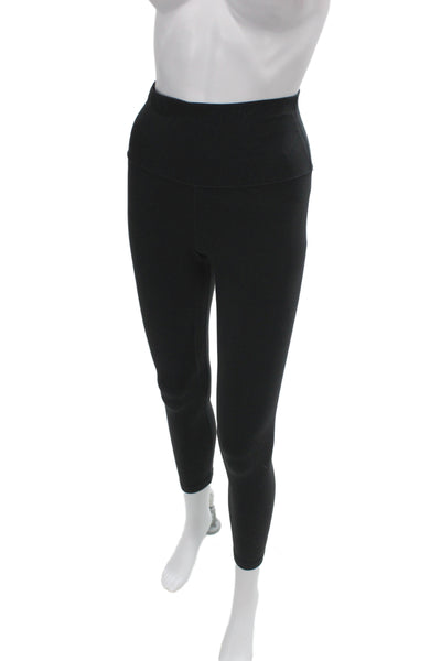 Lululemon Womens Cropped Black Nylon Leggings Athleisure Size 6