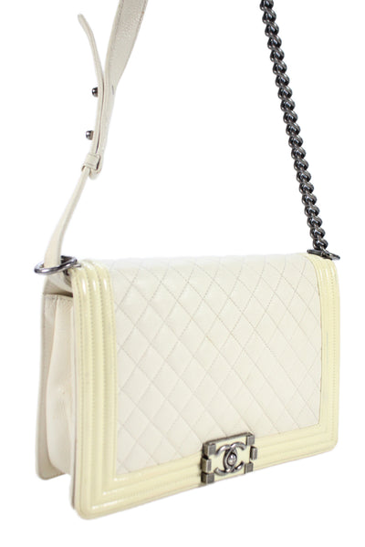 Chanel Womens Chain Strap Quilted Lambskin CC Flap Boy Bag Handbag White