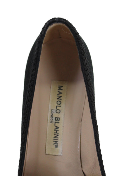 Manolo Blahnik Women's Suede Pointed Pump Closed Toed Kitten Heels Black Size 6