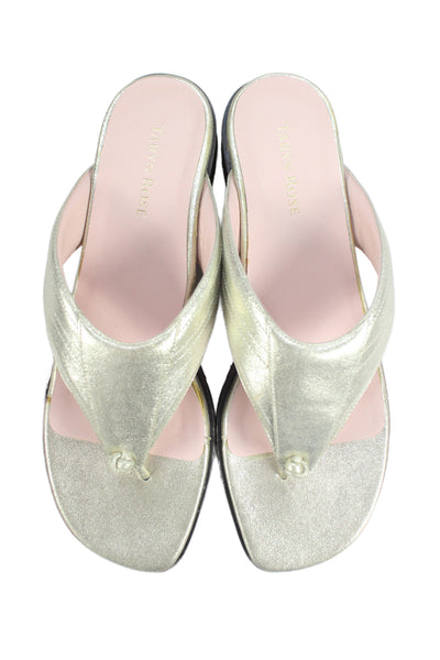 Taryn Rose Womens Metallic Slip On Block Heels Thong Sandals Shoes Gold Size 10M
