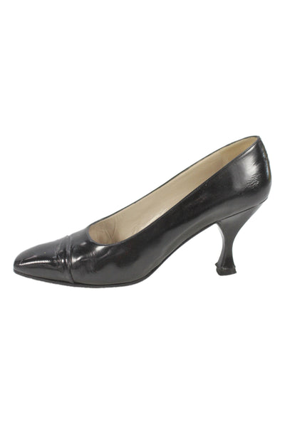 Chanel Womens Leather Pointed Toe High Heels Pumps Shoes Black Size 9.5
