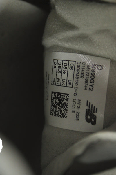 New Balance Women's Suede  Laced Running Sneaker Beige  Size 6