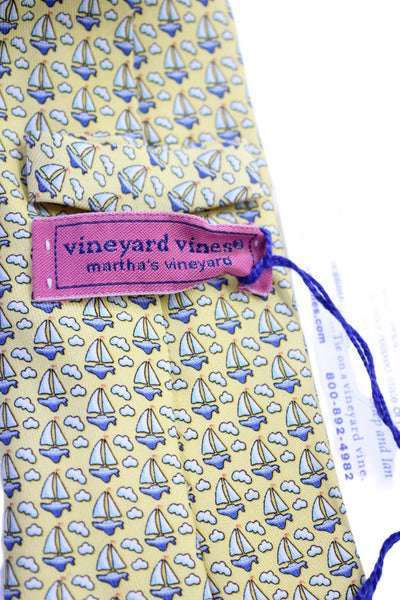 Vineyard Vines Mens Silk Micro Sailboat Print Necktie Yellow Blue