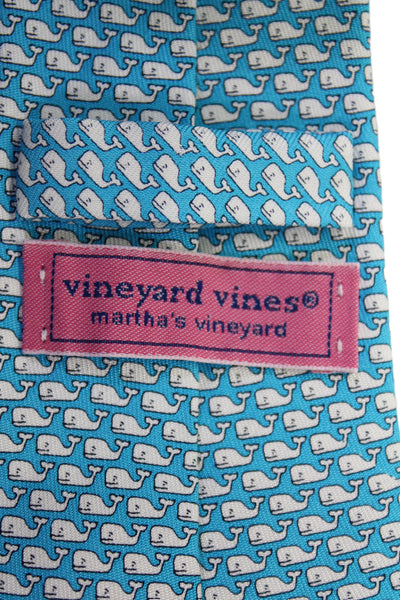 Vineyard Vines Mens Silk Novelty Whale Print Necktie Blue