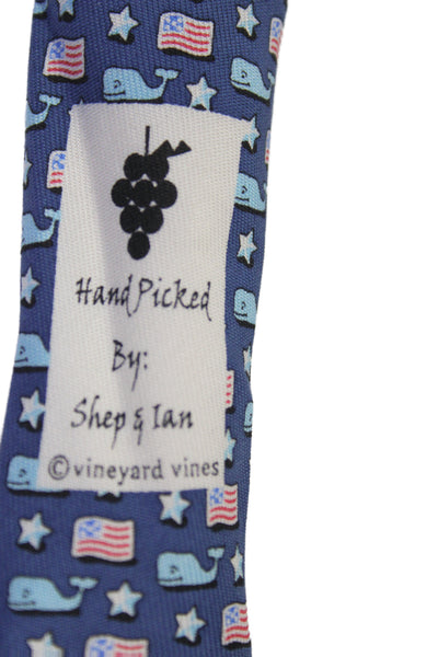 Vineyard Vines Mens Silk Whale Flag Print Necktie Blue Red