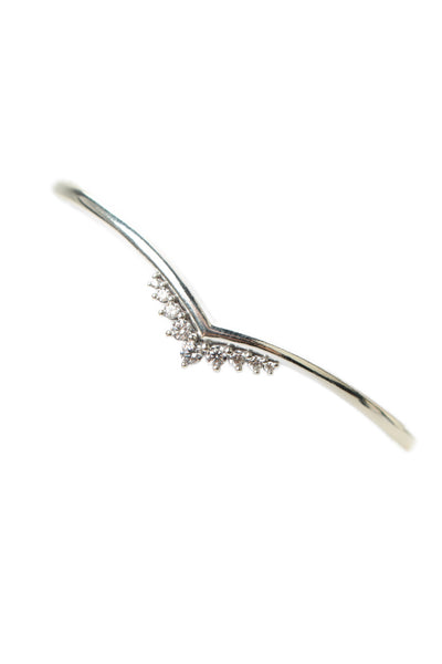 Pandora Womens 925 Silver Cubic Zirconia Tiara Wishbone Bangle Bracelet