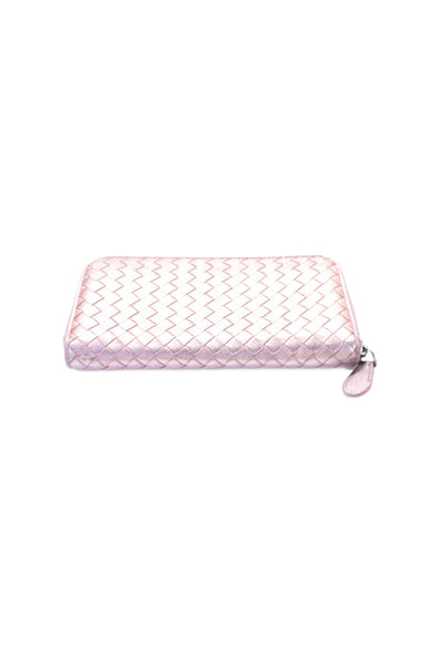 Bottega Veneta Womens Metallic Intrecciato Woven Zipped Wallet Pink