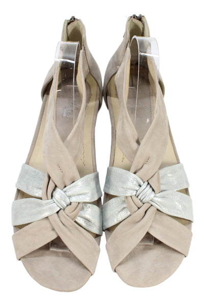 Earthies® Womes Suede Strappy Sora Sandals Beige Silver Size 11 B