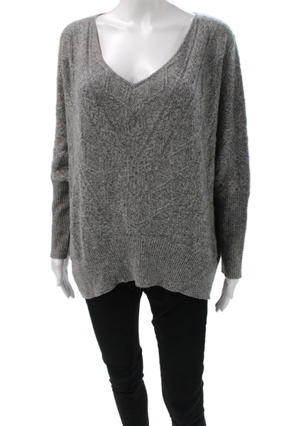 Quinn Womens Gray V-Neck Pullover Sweater Long Sleeve Size One Size