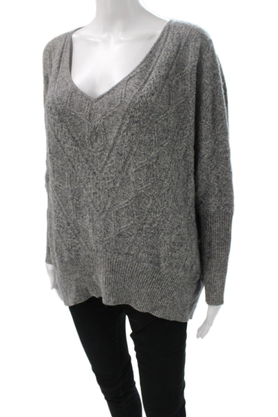 Quinn Womens Gray V-Neck Pullover Sweater Long Sleeve Size One Size