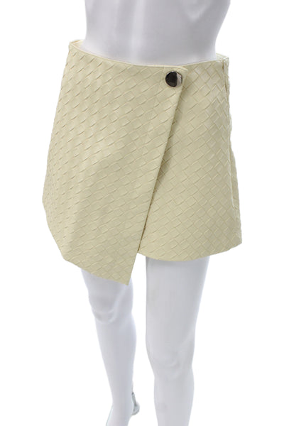 Toccin Womens Wrap Argyle Ivory Button Shorts 40% PU Size 2