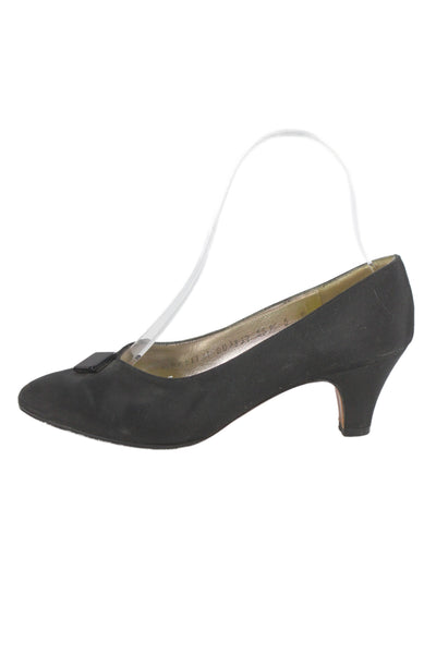 Ferragamo Womens Leather Slip On Low Kitten Heels Black Size 8