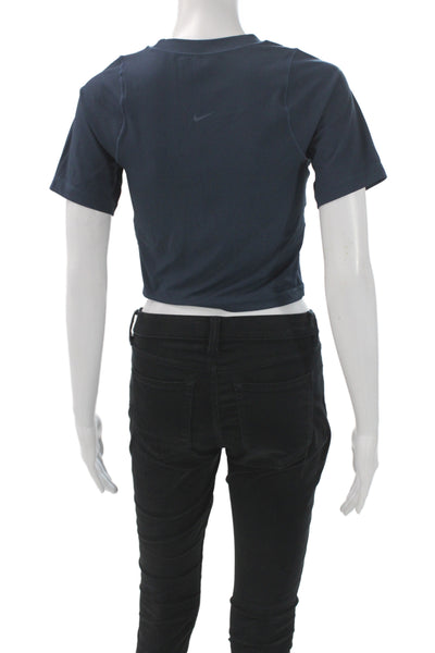 Nike Womens Cropped T-Shirt Blue Crewneck Short Sleeve Athleisure Size L