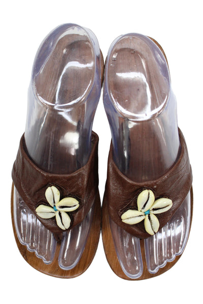 Submarine Womens Shell Beaded Leather T Strap Sandals Brown Size 5