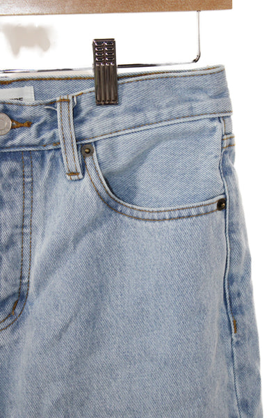 Still Here Womens Bermuda Denim Shorts Blue Button 90s Size 26