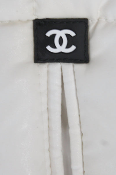 Chanel Womens Quilted White Vest Zip 60% Polyurethane Sleeveless Size 40