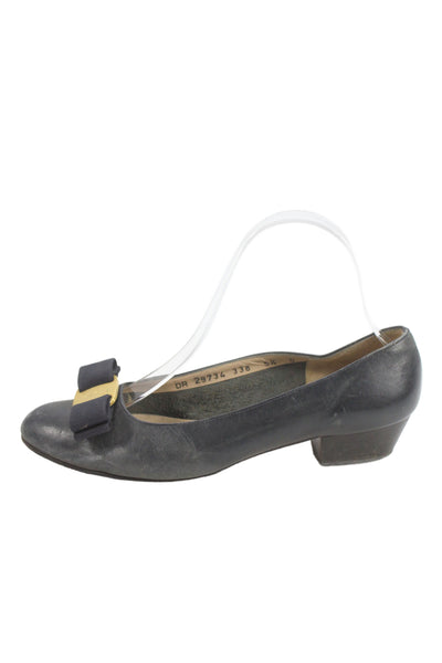 Salvatore Ferragamo Womens Leather Vara Pump Kitten Heels Black Size 9