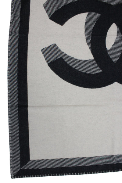 Chanel Womens Wool Printed Stitch Detail Throw Blanket Beige Black Size 72"x54"
