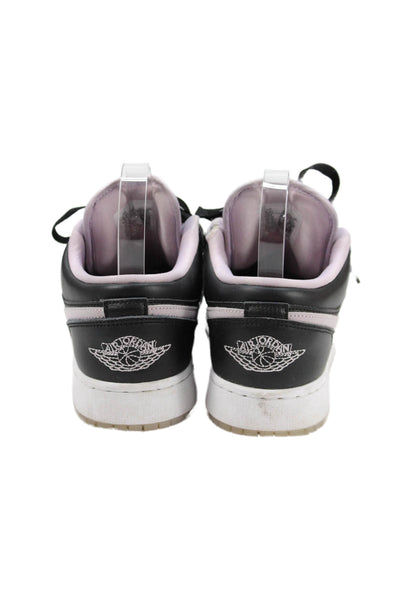 Nike Girls Leather Low Top Sneakers Black Size 6.5Y